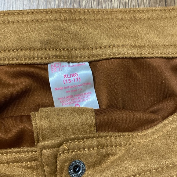 No boundaries xl faux suede caramel colored mini skirt - Picture 2 of 3